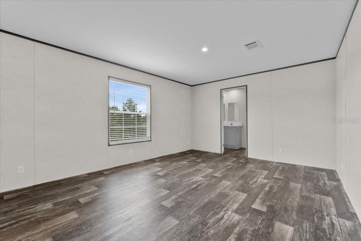 Image 21 of 31 For 21351 Canal Drive