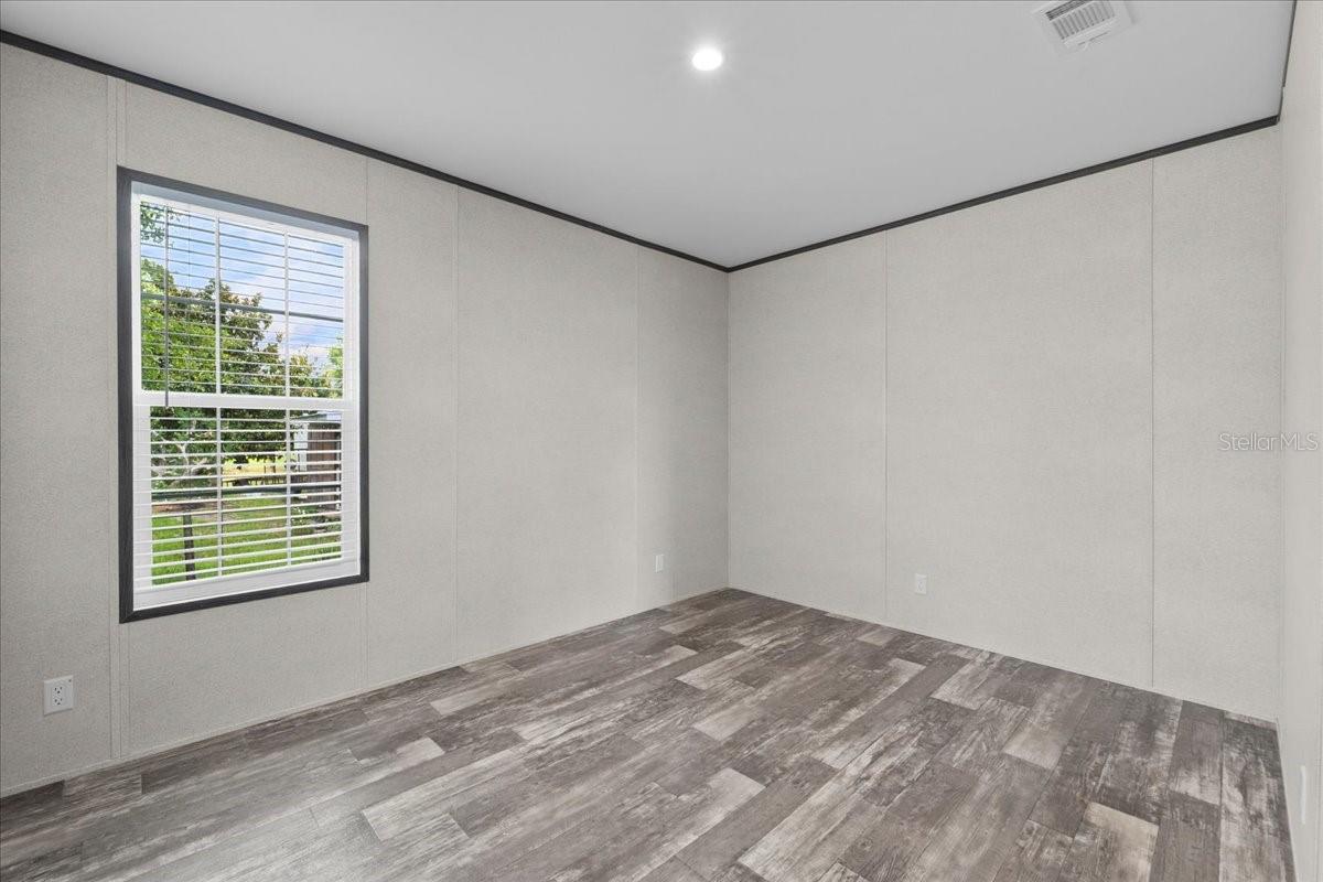 Image 28 of 31 For 21351 Canal Drive