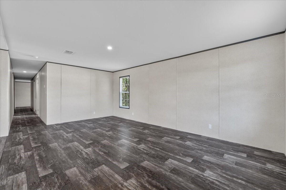 Image 8 of 31 For 21351 Canal Drive