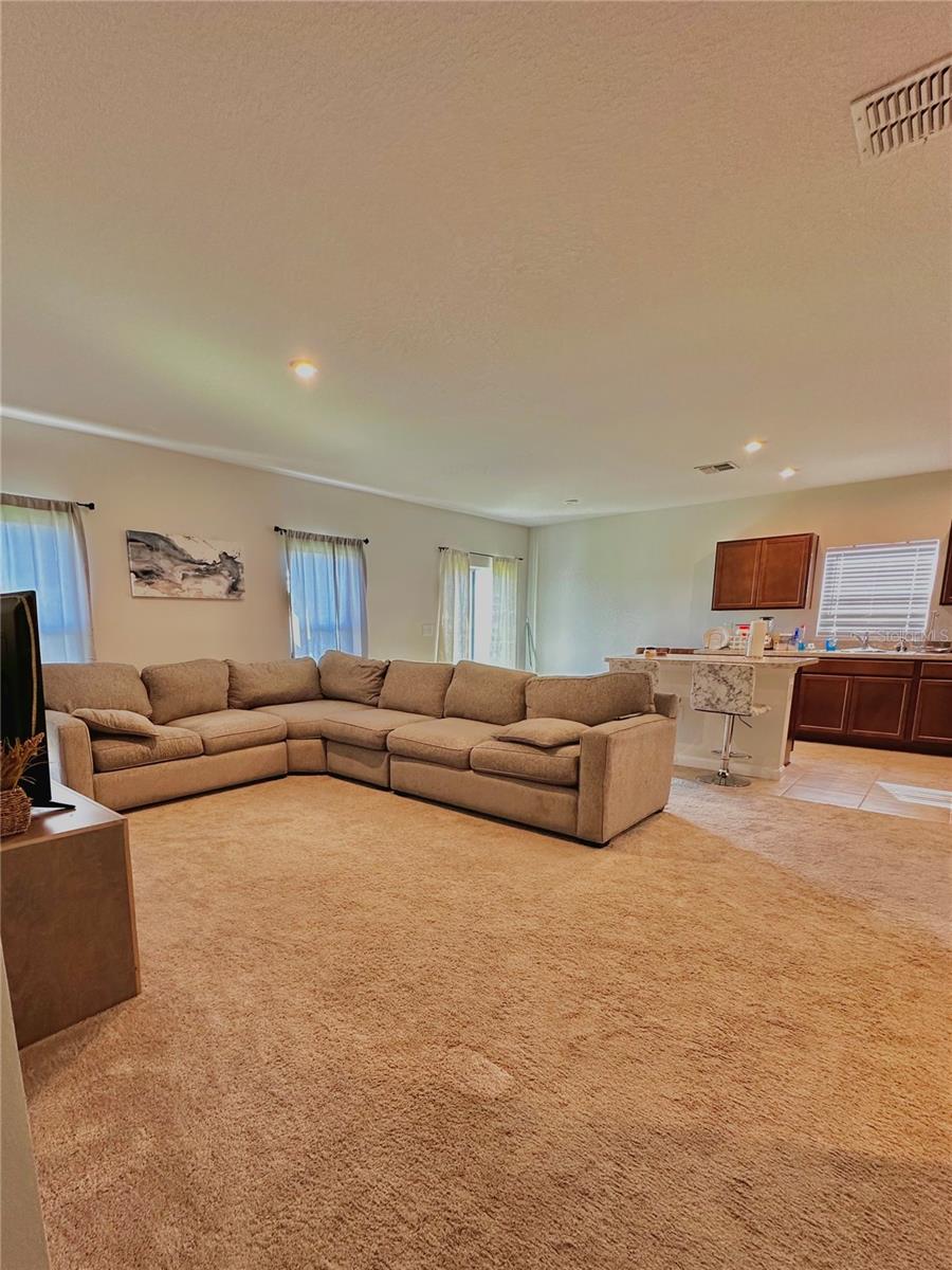 Image 3 of 9 For 937 Eagle Rock Terrace