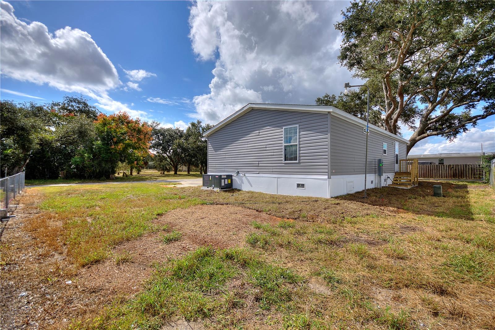 Image 21 of 21 For 46 Candlelight Lane