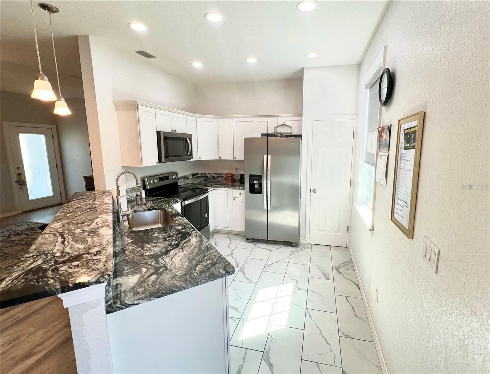 Image 10 of 49 For 6930 Parkwood Street