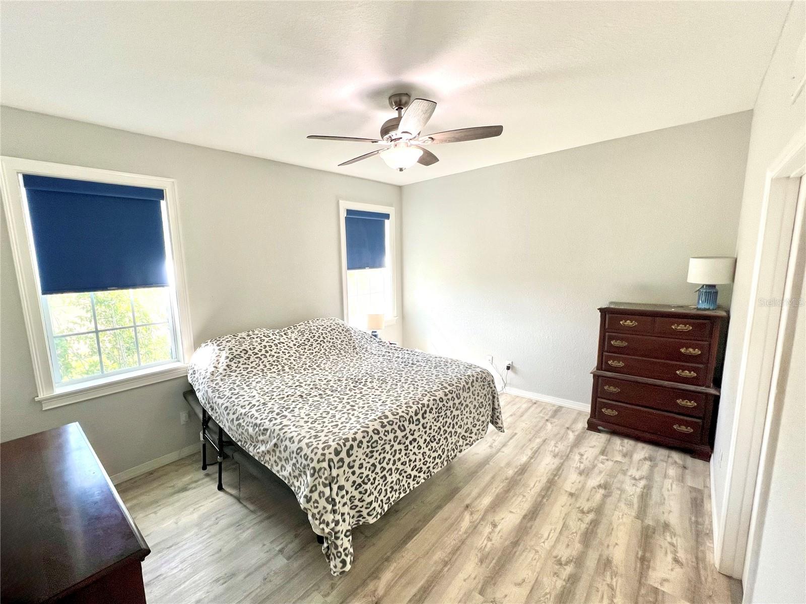 Image 13 of 49 For 6930 Parkwood Street