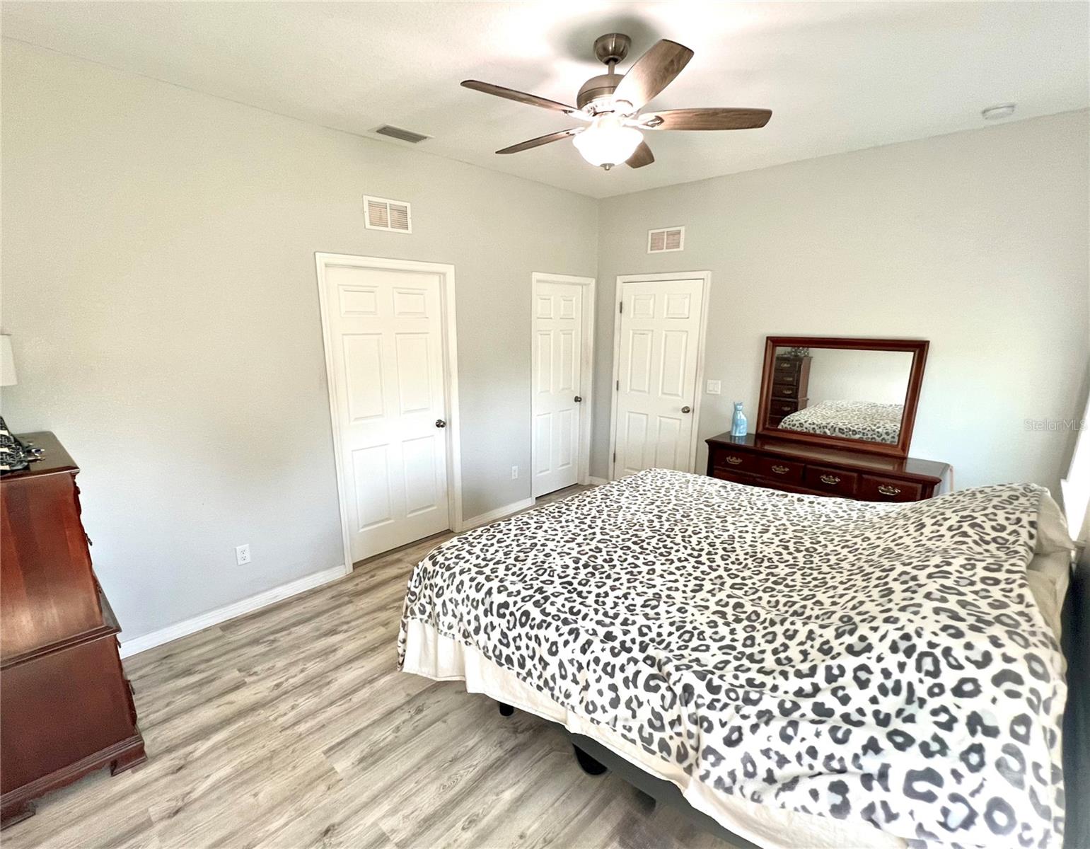 Image 15 of 49 For 6930 Parkwood Street