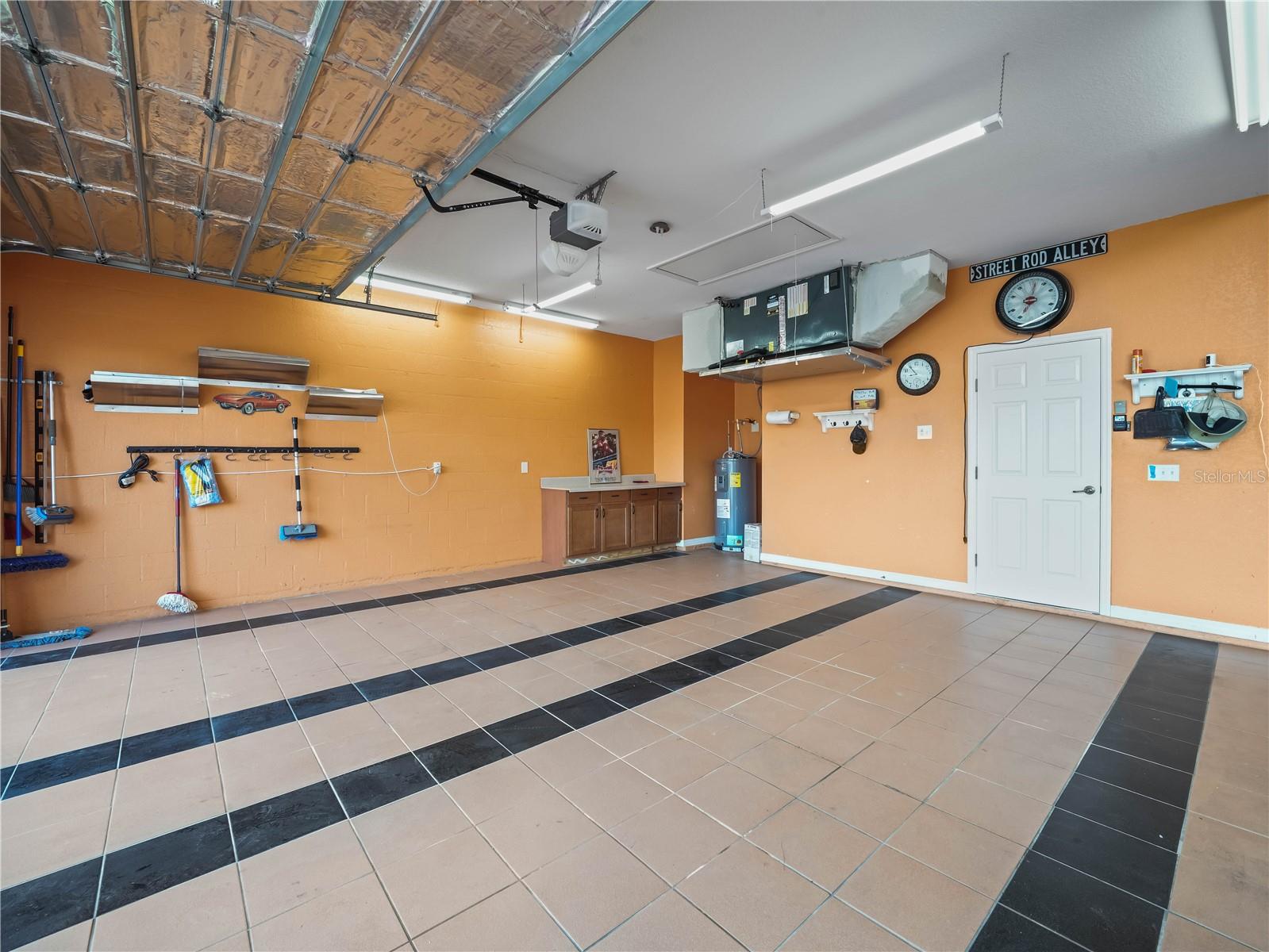 Image 36 of 78 For 4172 Dunmore Drive