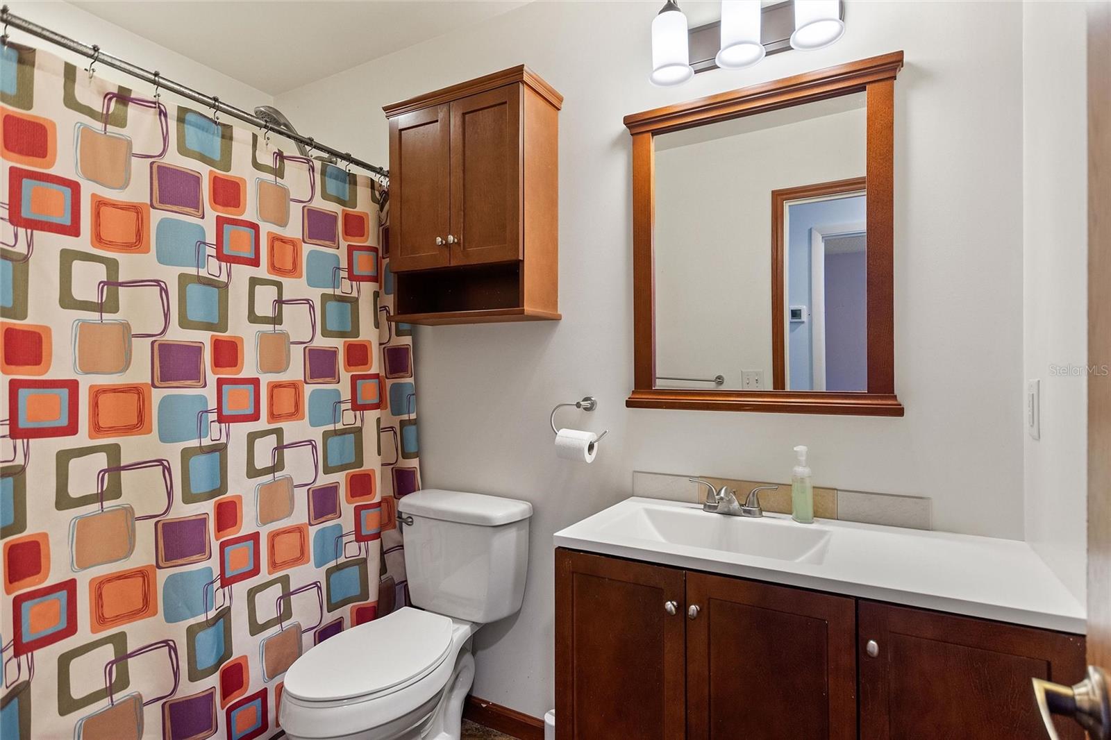 Image 20 of 41 For 221 Dorothy Street