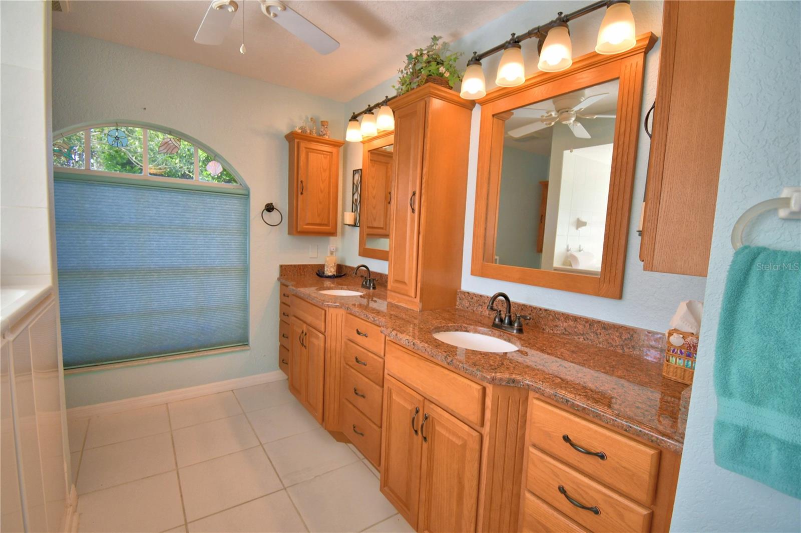 Image 29 of 52 For 240 Golf Aire Boulevard