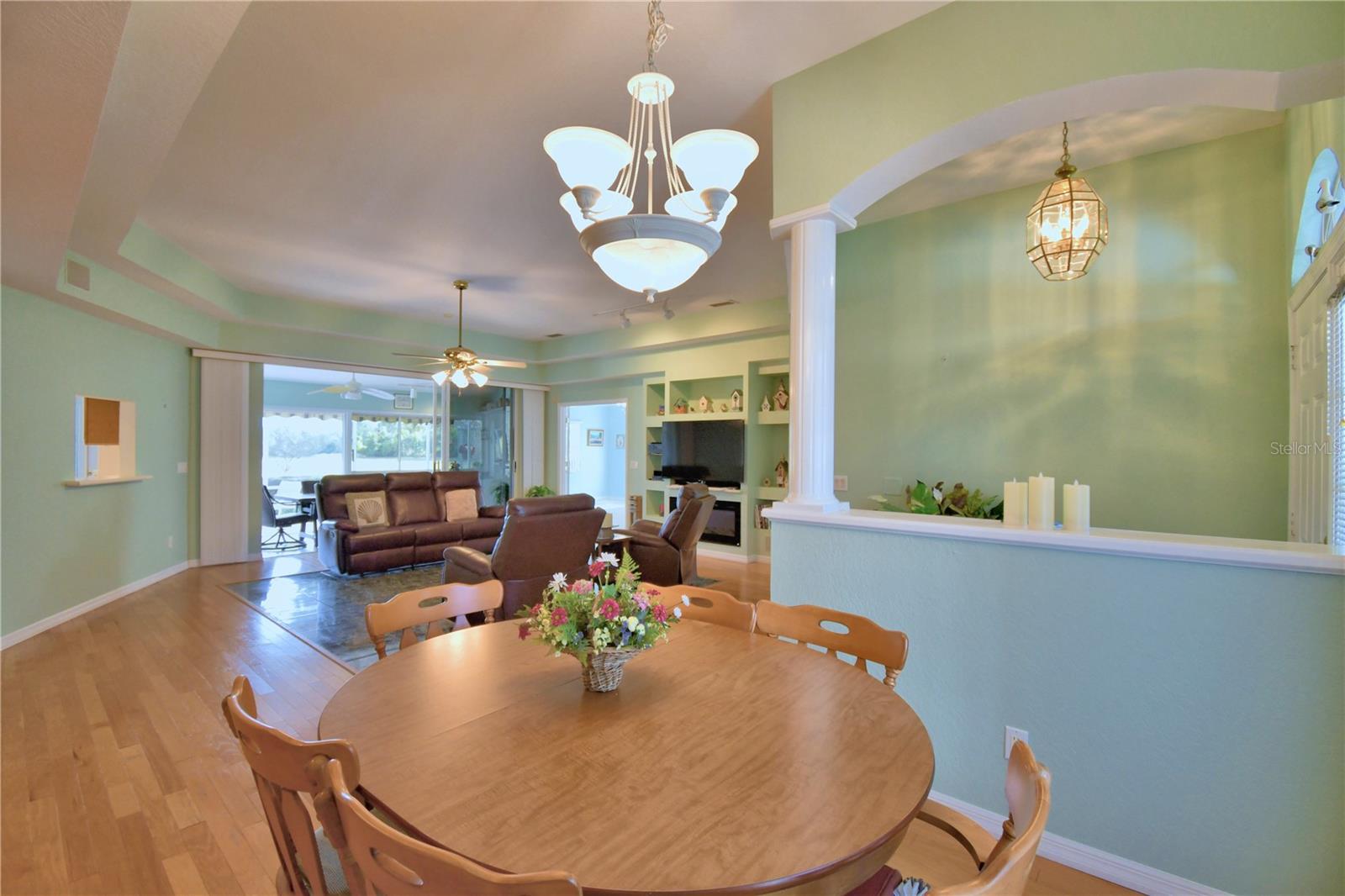 Image 9 of 52 For 240 Golf Aire Boulevard