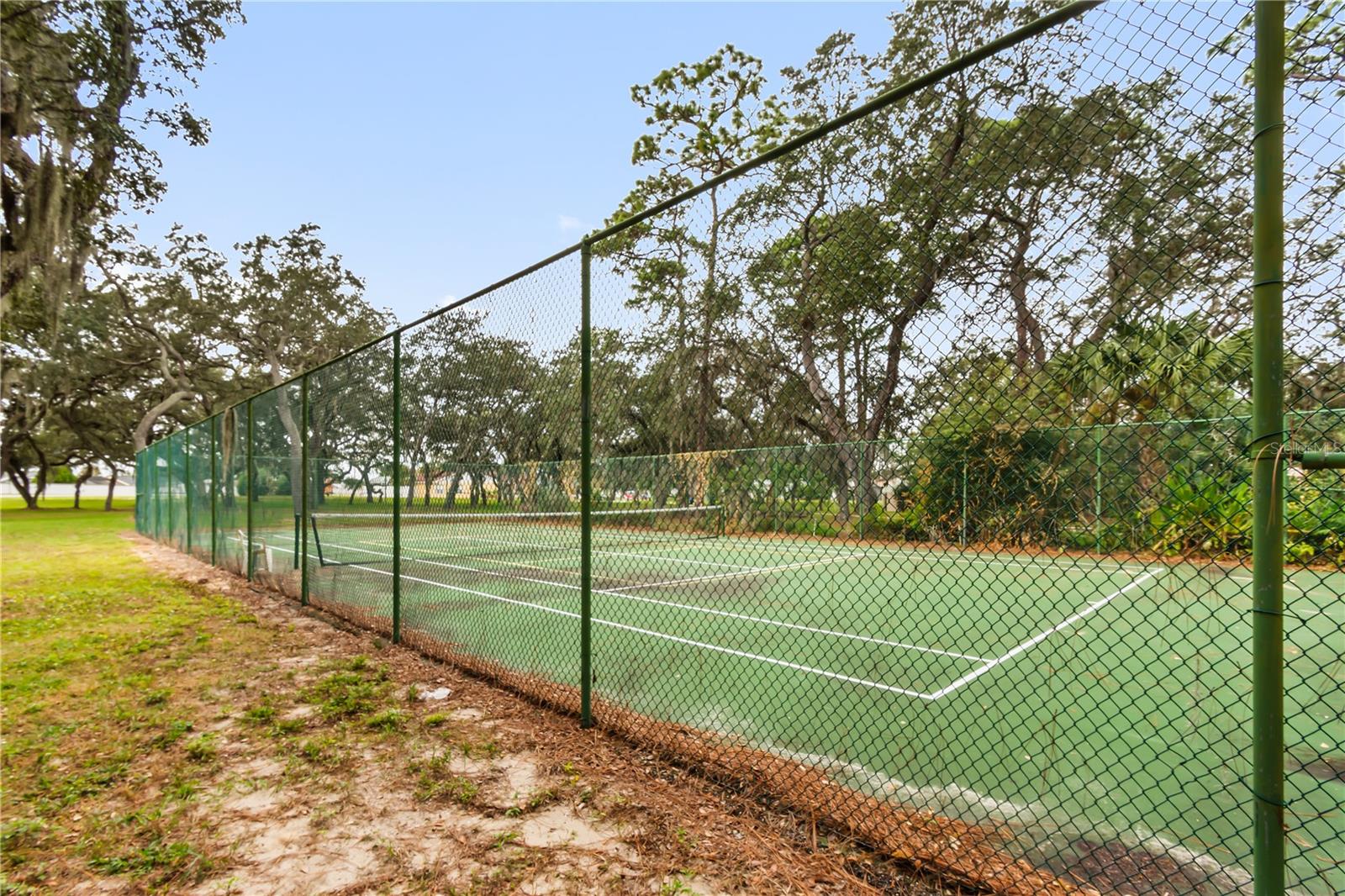 Image 33 of 34 For 7811 Myrtle Oak Lane