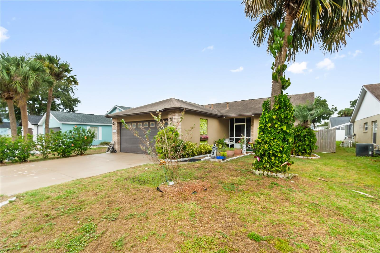 Image 4 of 34 For 7811 Myrtle Oak Lane