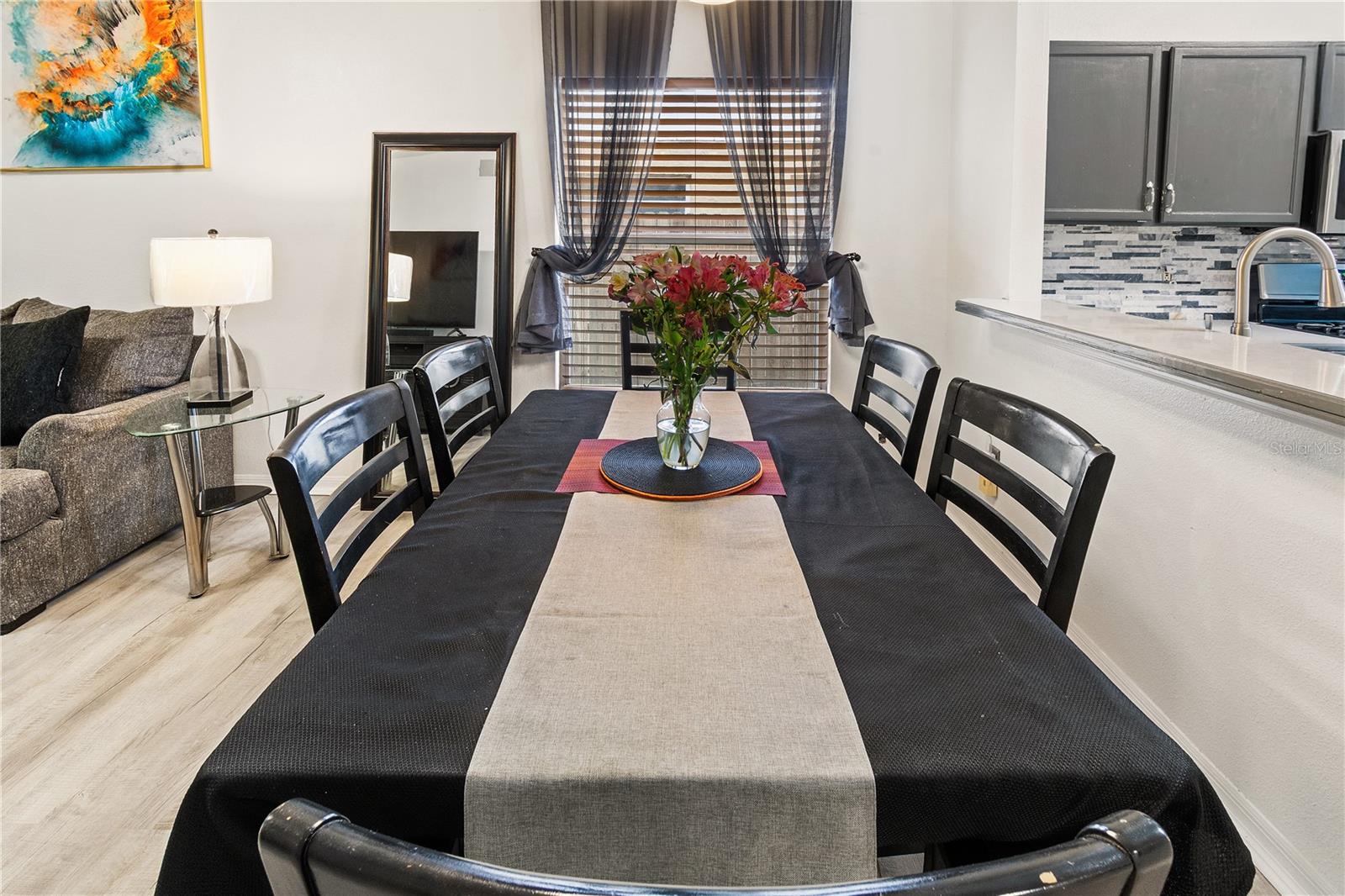 Image 9 of 34 For 7811 Myrtle Oak Lane