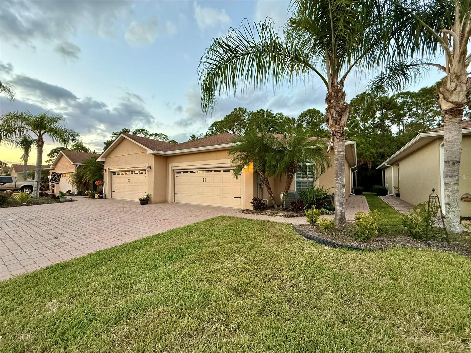 Details for 1579 Vienna Square Drive, WINTER HAVEN, FL 33884