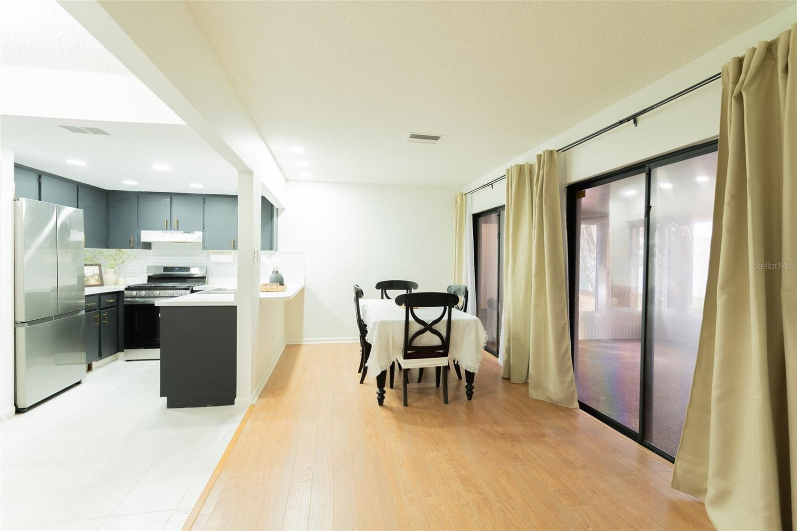 Image 10 of 30 For 302 La Serena