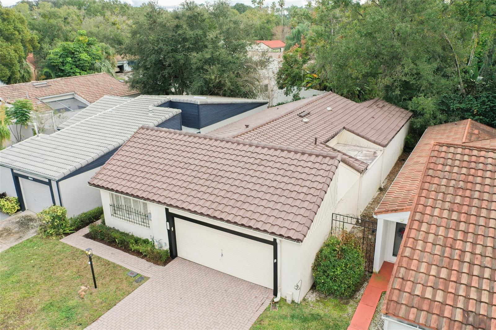 Image 30 of 30 For 302 La Serena