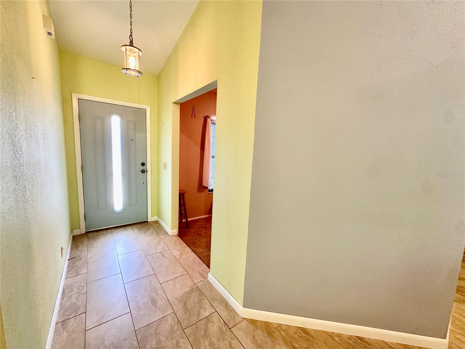 Image 2 of 41 For 2813 Winterset Park