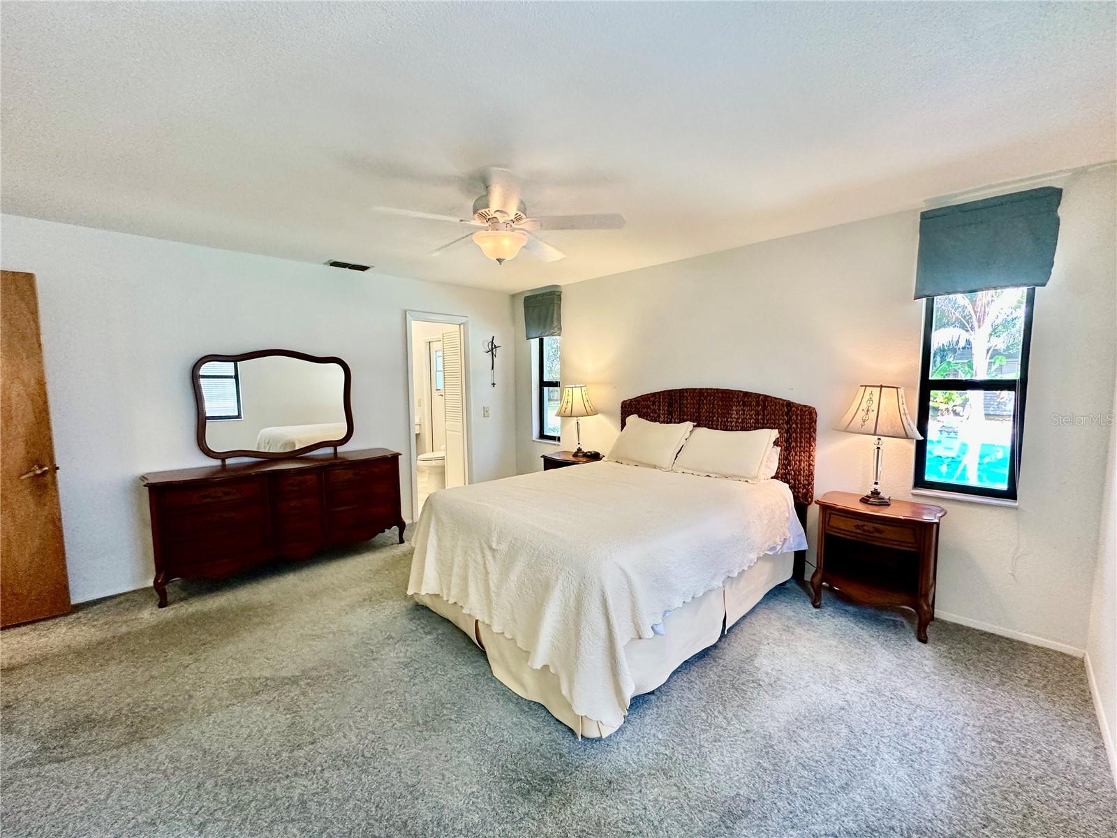 Image 21 of 41 For 2813 Winterset Park