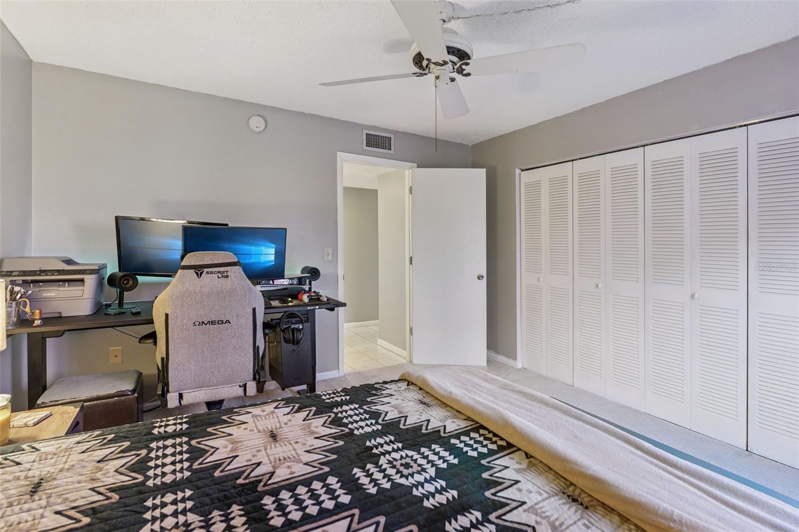 Image 22 of 32 For 127 La Casa  6