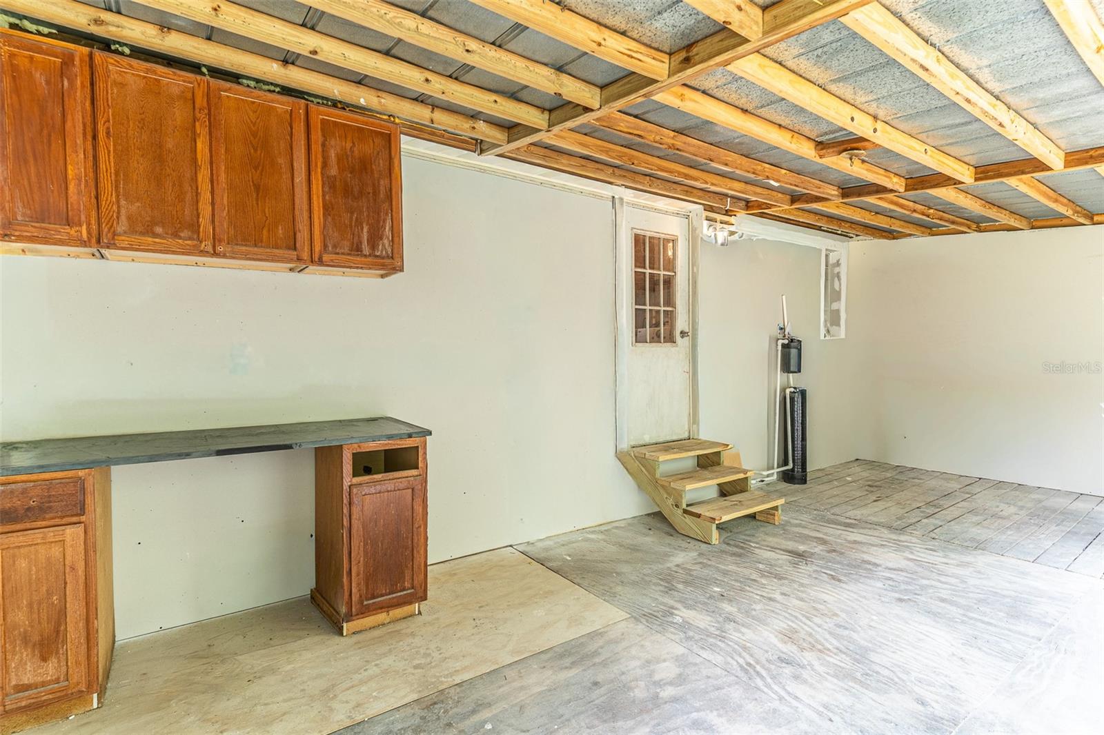 Image 35 of 37 For 17822 Commonwealth Avenue N