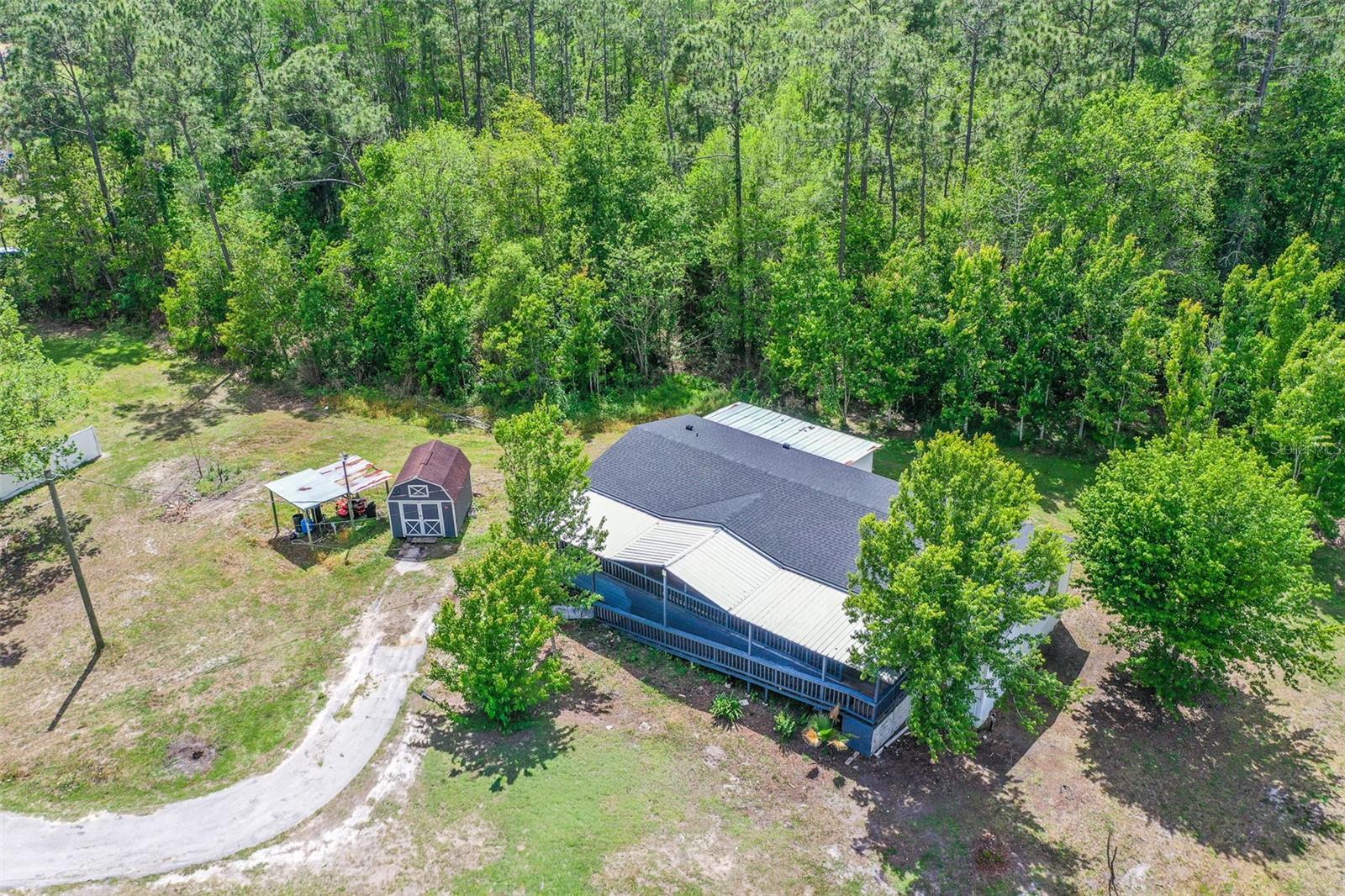 Image 4 of 37 For 17822 Commonwealth Avenue N