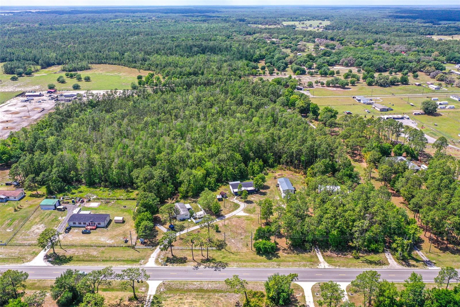 Image 7 of 37 For 17822 Commonwealth Avenue N