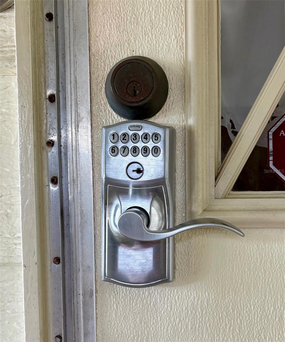 Image 58 of 69 For 6315 Grove Pointe Drive Se