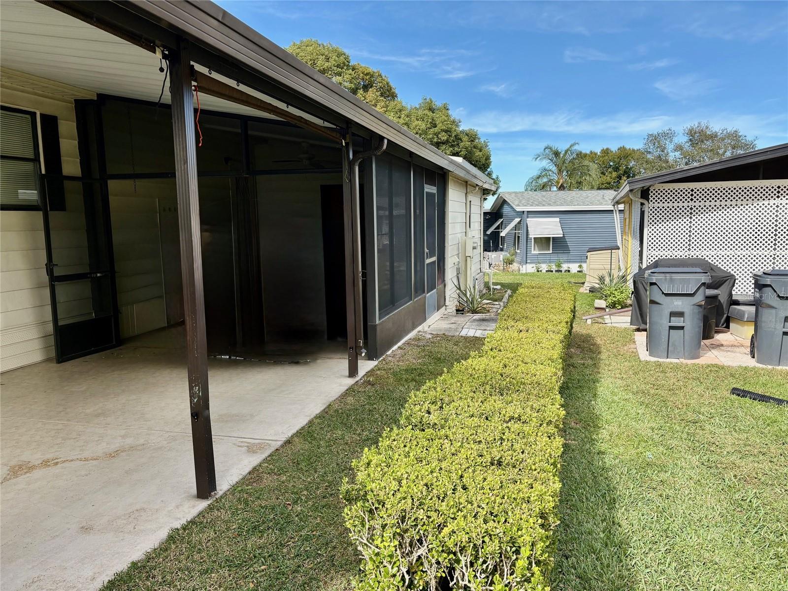 Image 6 of 69 For 6315 Grove Pointe Drive Se