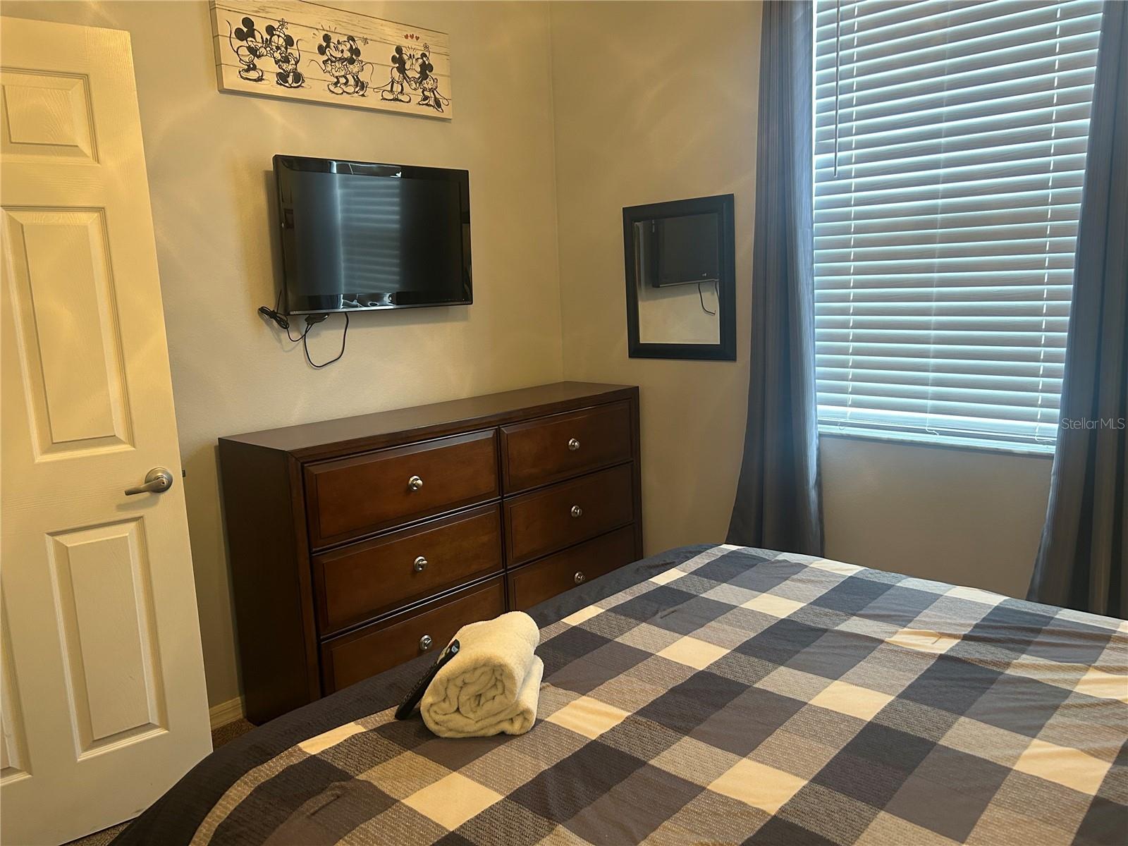 Image 29 of 42 For 190 Minniehaha Circle