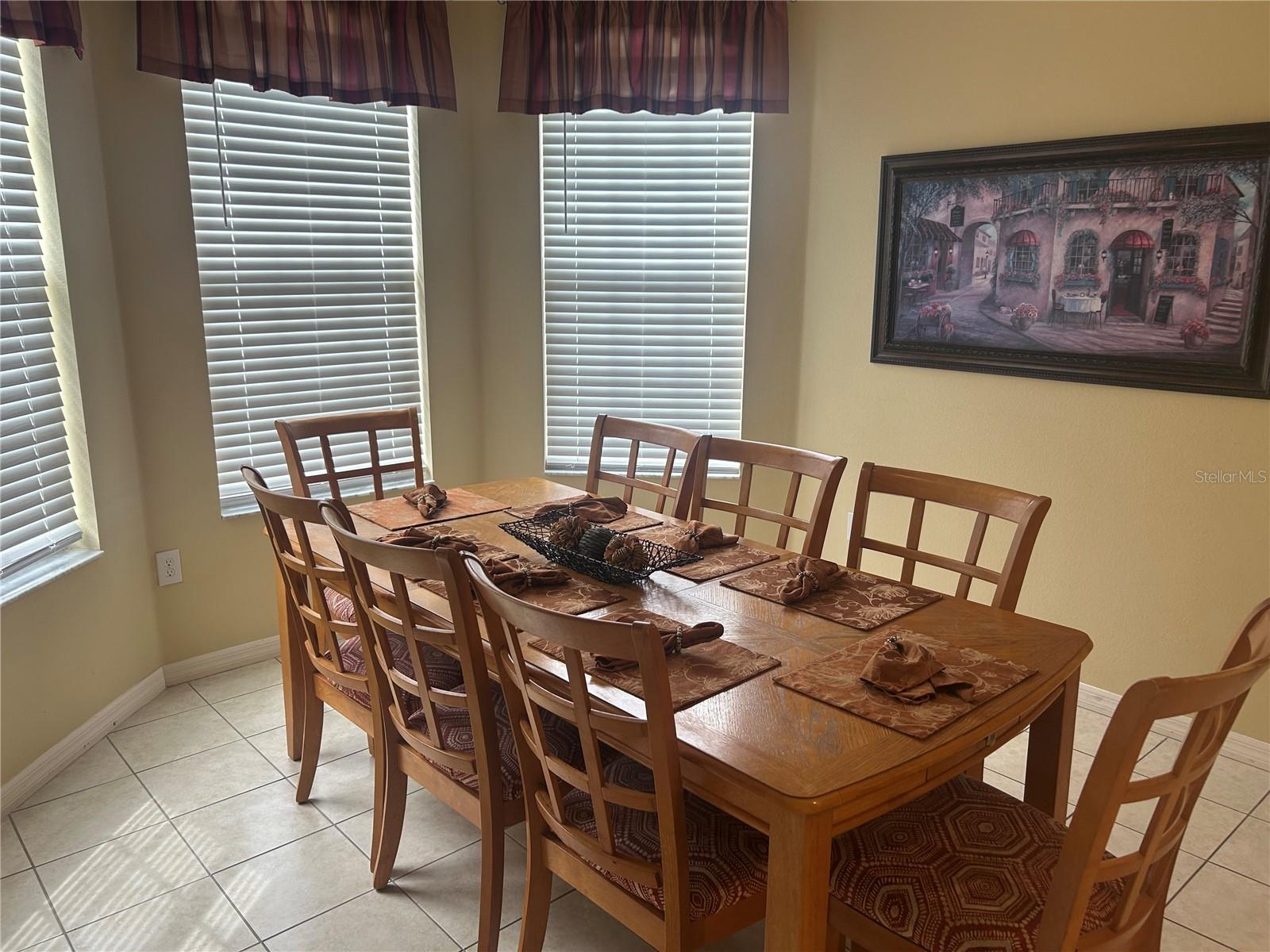 Image 3 of 42 For 190 Minniehaha Circle