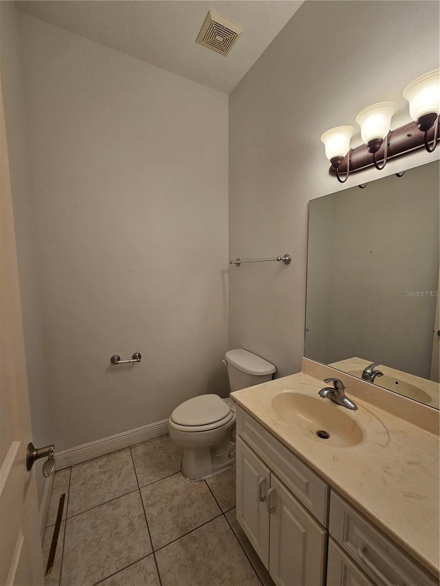 Image 21 of 45 For 3723 Osborn Harbor Ln