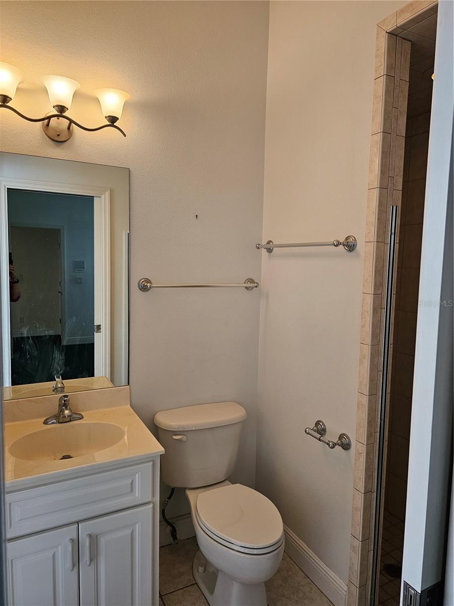 Image 24 of 45 For 3723 Osborn Harbor Ln