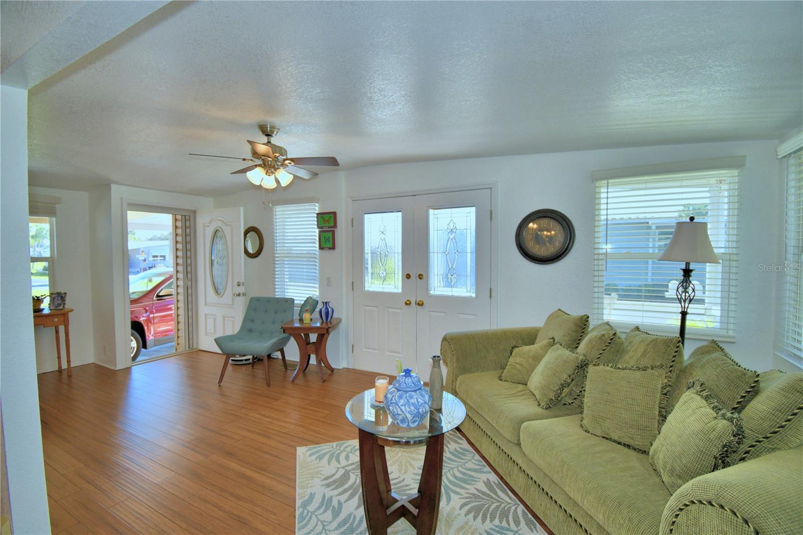 Image 6 of 60 For 4017 Rolling Oaks Drive