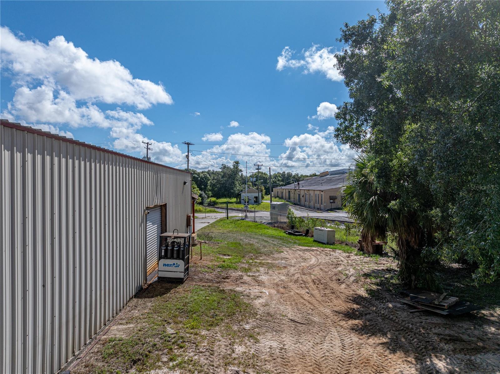 Image 23 of 34 For 20 Airport Road