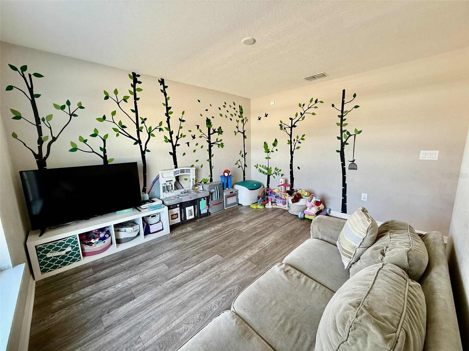 Image 15 of 28 For 1222 Third Court