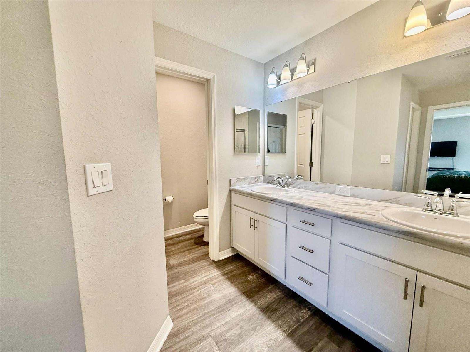 Image 23 of 28 For 1222 Third Court