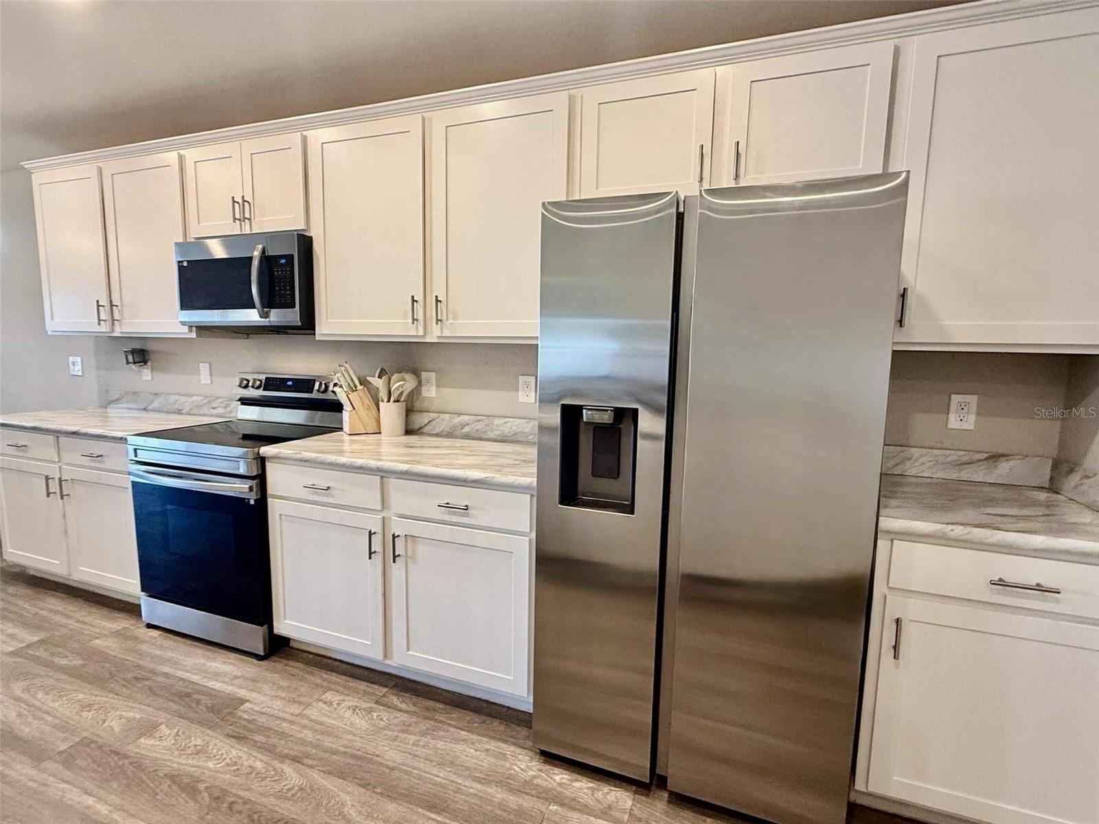 Image 3 of 28 For 1222 Third Court