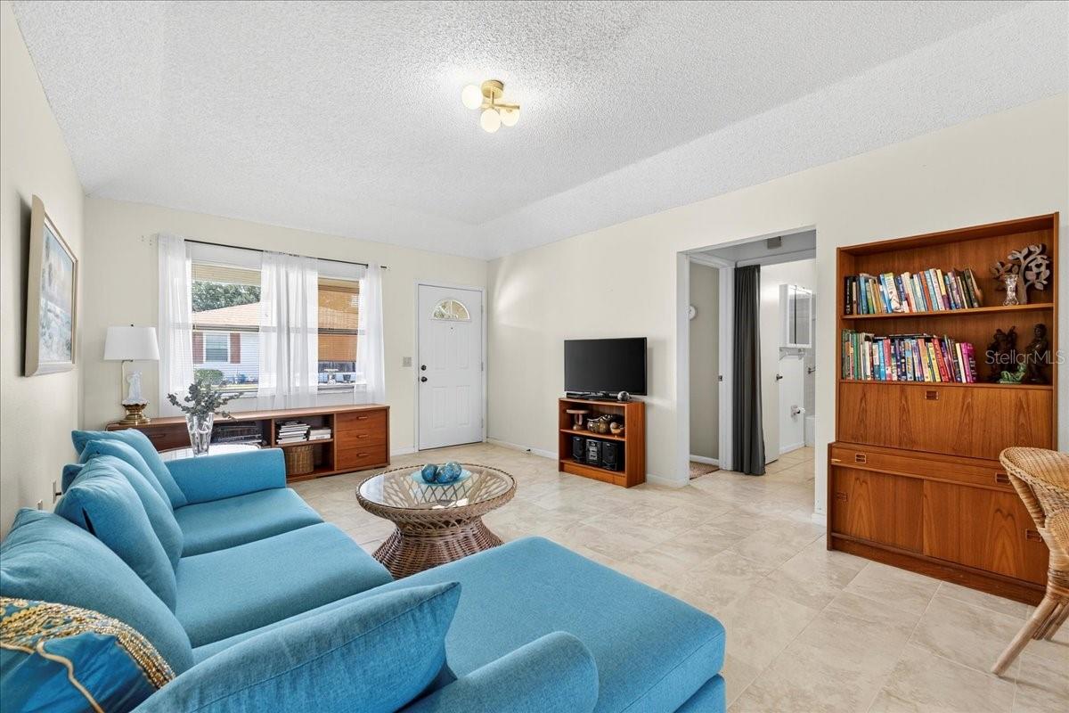 Image 11 of 44 For 4908 Dawnview Lane