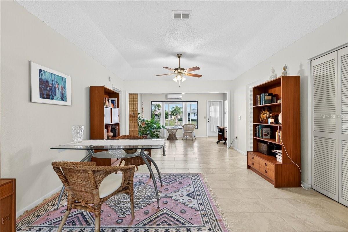 Image 13 of 44 For 4908 Dawnview Lane