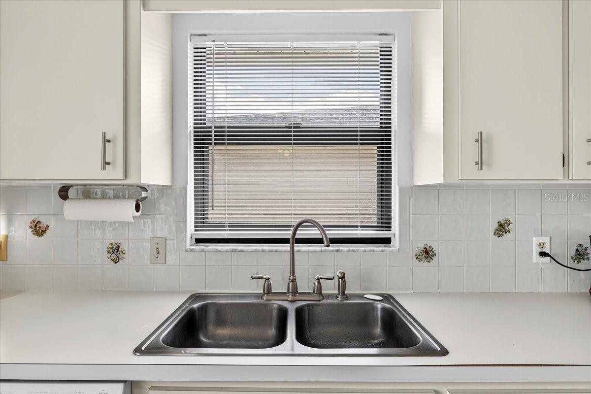 Image 20 of 44 For 4908 Dawnview Lane