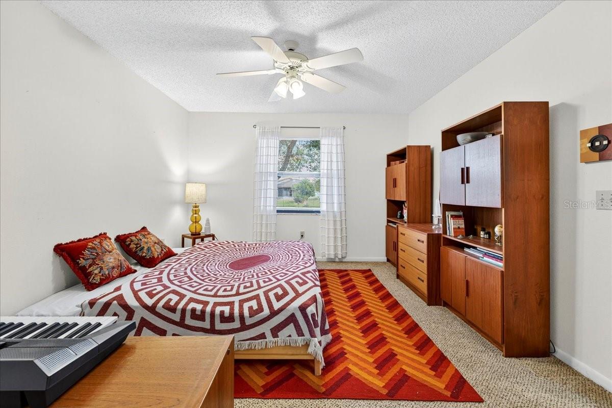 Image 24 of 44 For 4908 Dawnview Lane