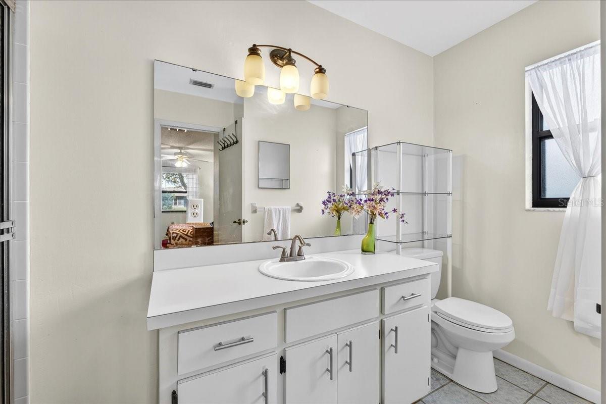 Image 25 of 44 For 4908 Dawnview Lane