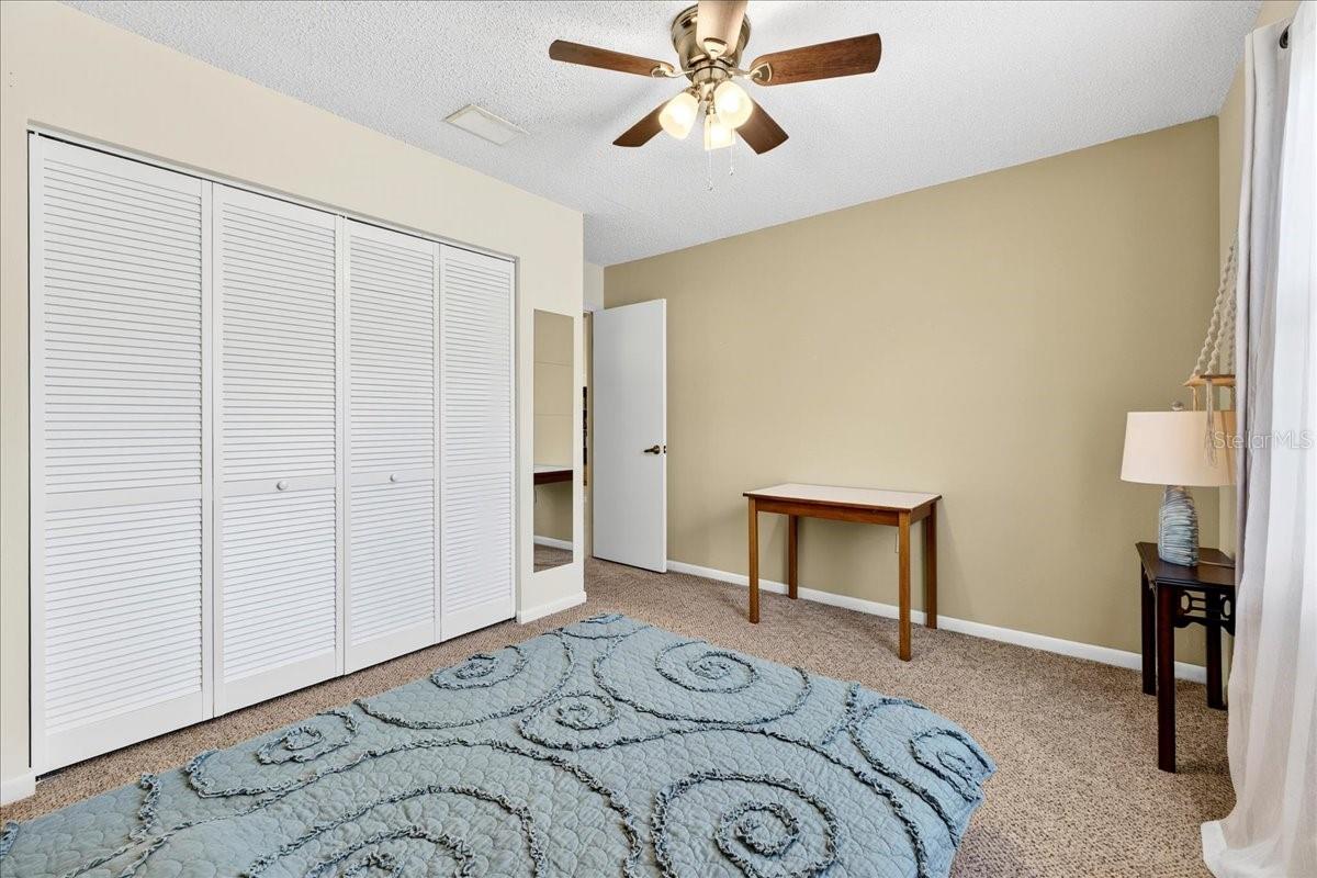 Image 29 of 44 For 4908 Dawnview Lane