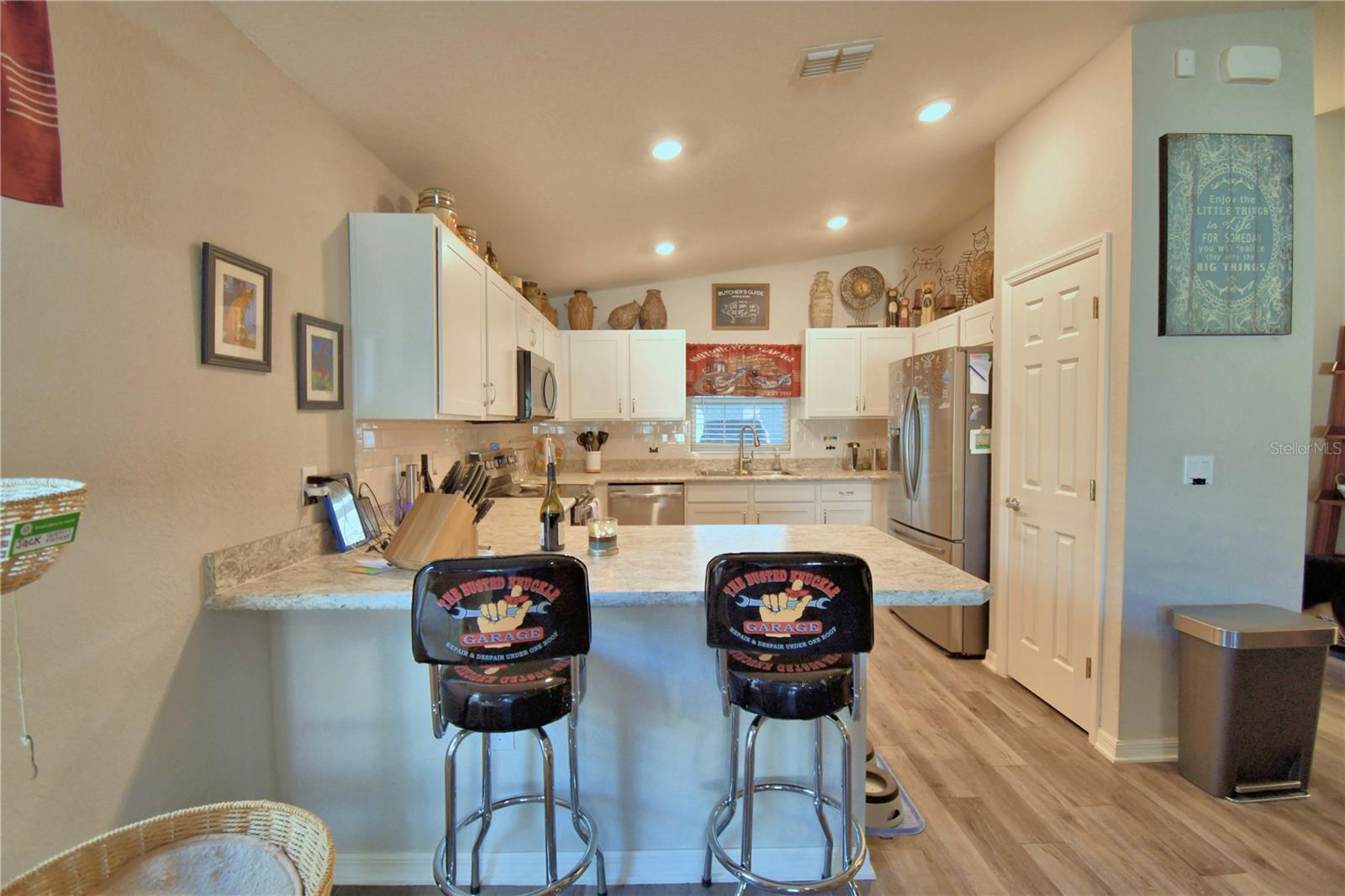 Image 17 of 51 For 340 Cascara Lane