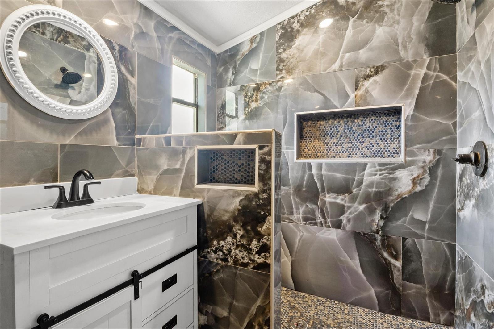 Image 13 of 29 For 513 5th Street