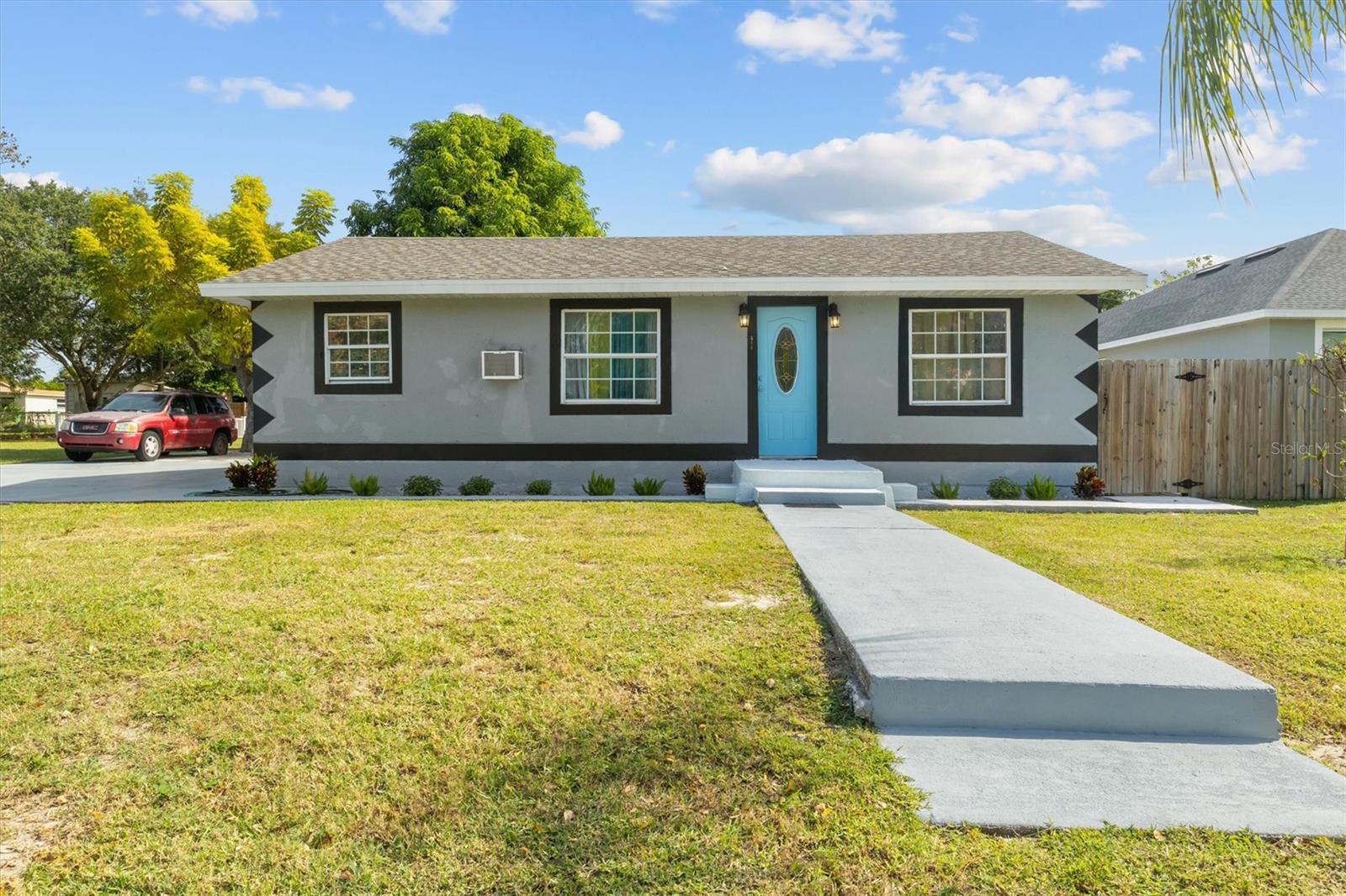 Image 4 of 29 For 513 5th Street