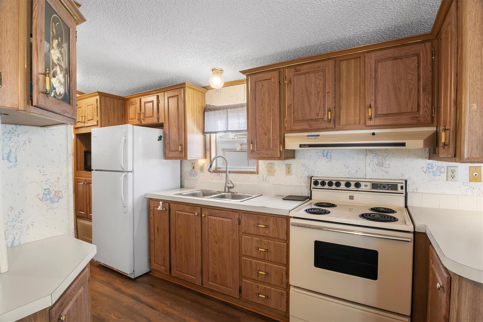 Image 16 of 28 For 429 Citrus Ridge Drive