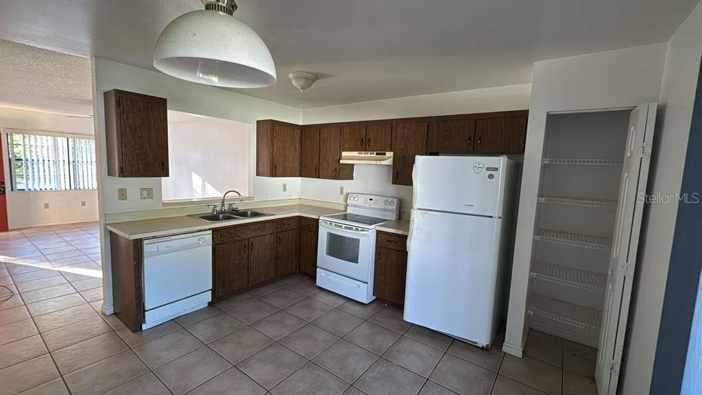 Image 4 of 12 For 703 Platypus Court