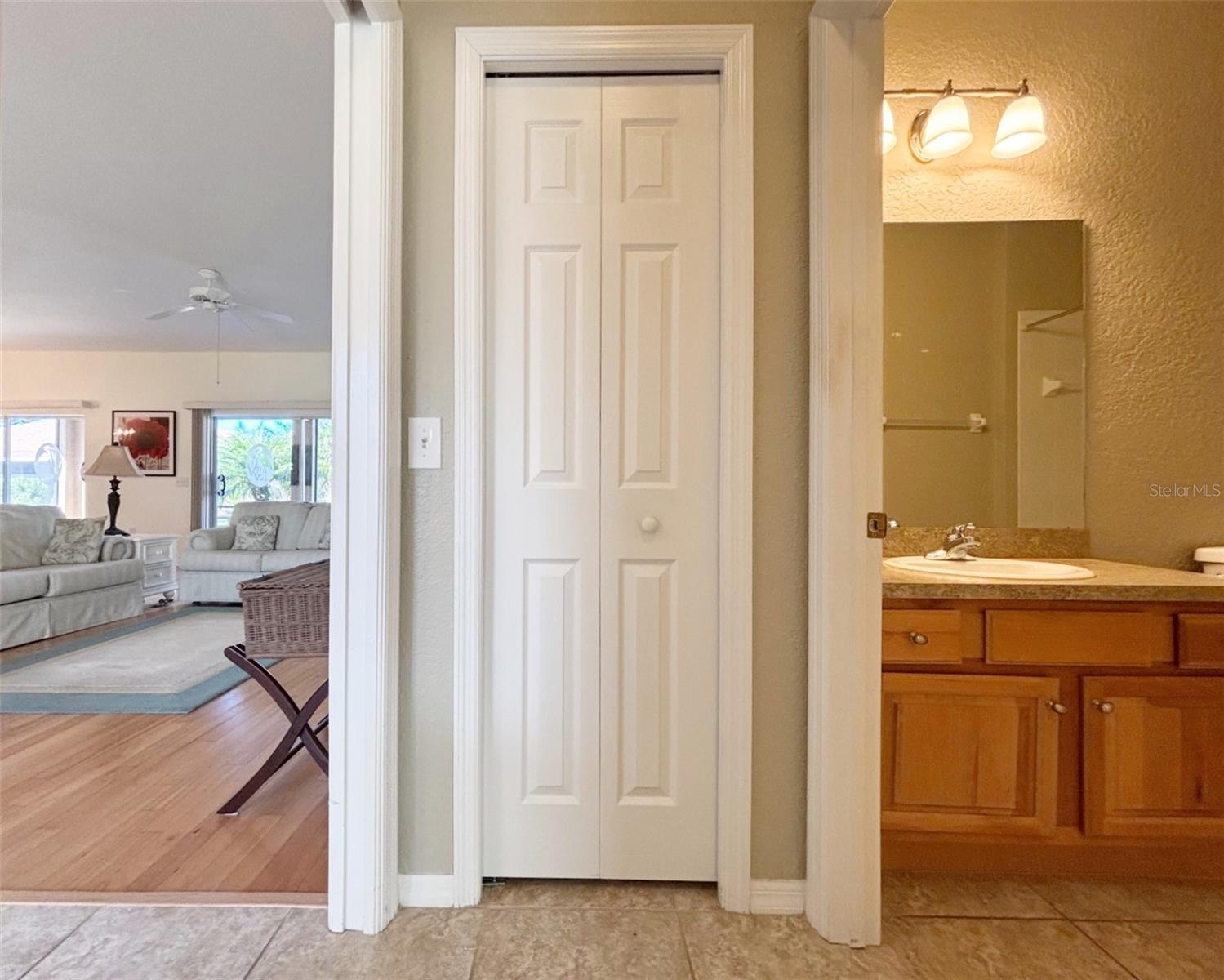 Image 19 of 64 For 4040 Birkdale Drive