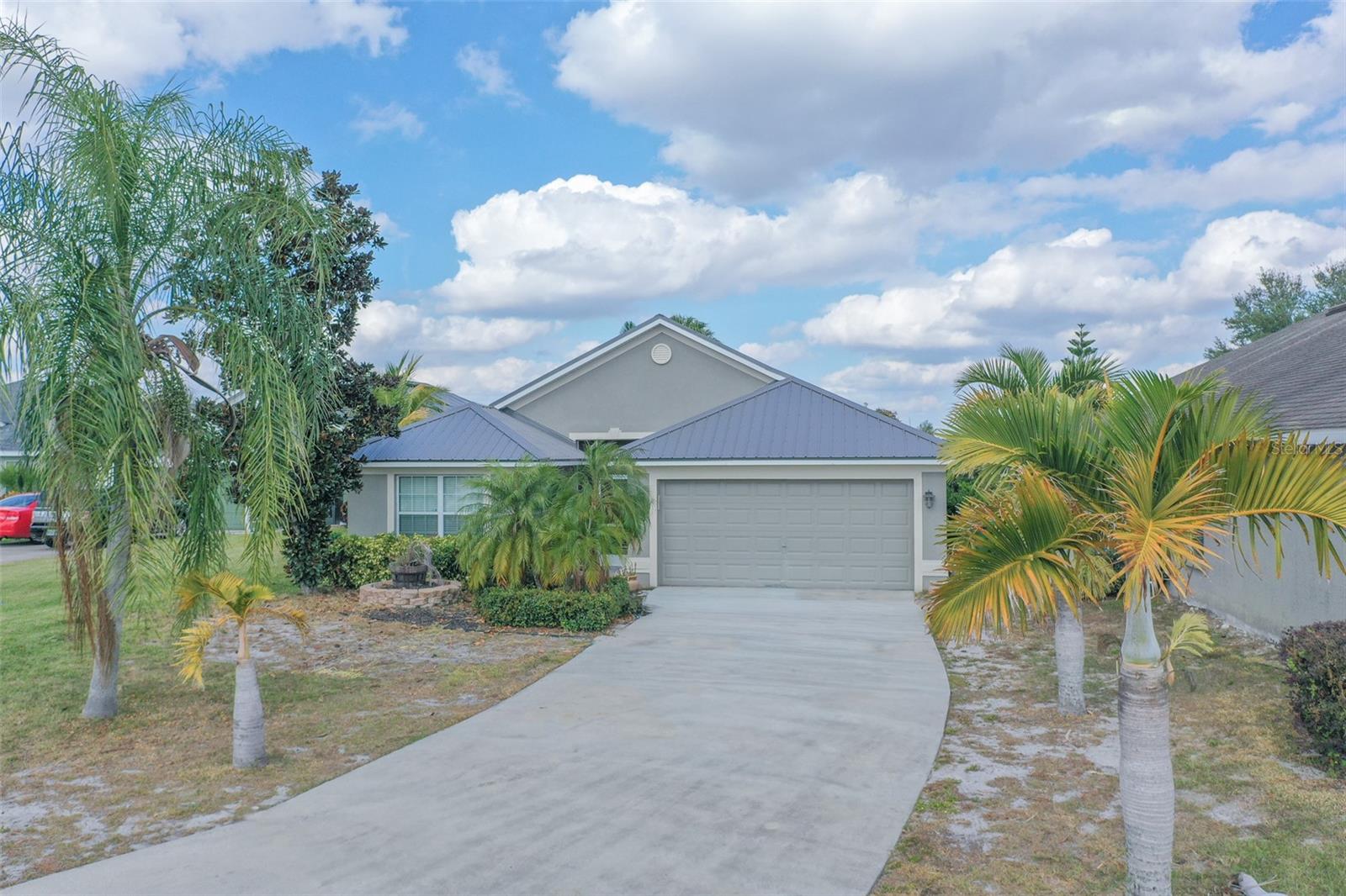 Image 17 of 28 For 4127 Island Lakes Drive