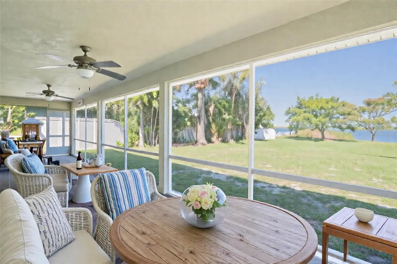 Image 5 of 28 For 4127 Island Lakes Drive