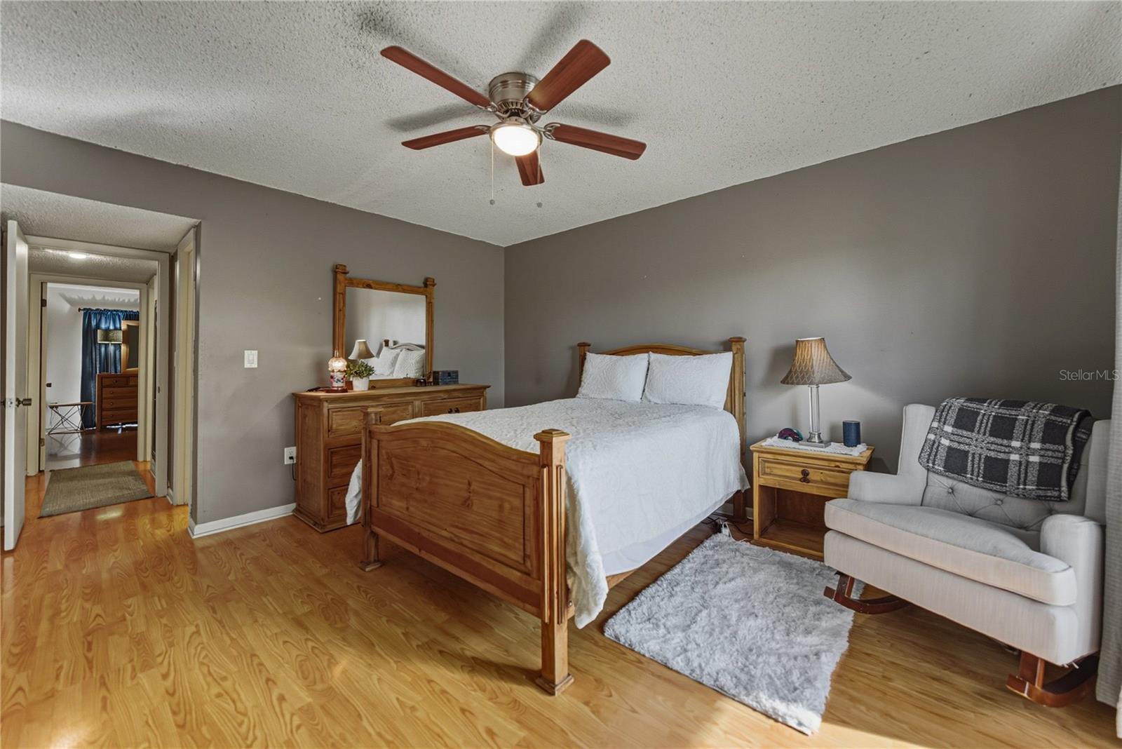 Image 18 of 42 For 205 La Casa  205